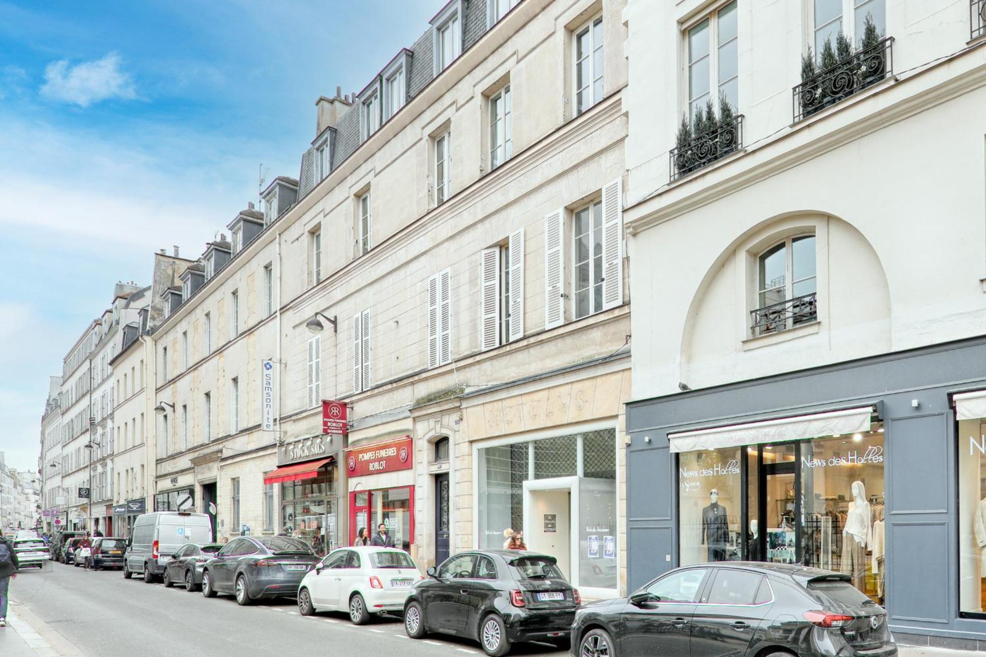 St Dom Gauche - Paris 7 - Best Place Bagian luar foto